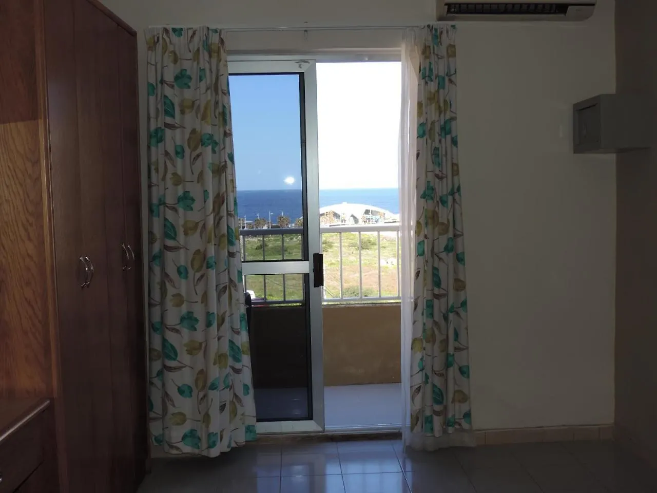 Qawra Point Holiday Complex Malta